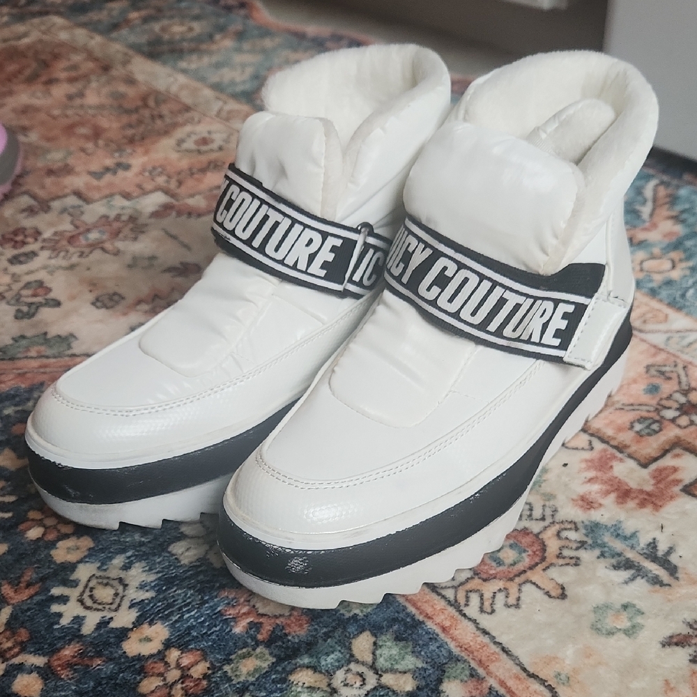 Juicy Couture White and Black Platform Sneakers with Logo Strap
